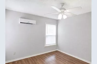 1817-1819 Brittain Street, Fort Worth, TX 76111 - Photo 11