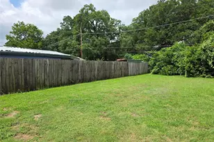 1817-1819 Brittain St, Fort Worth, TX 76111 - Photo 17
