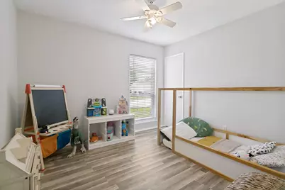 7012 Greenview Circle S, Fort Worth, TX 76120 - Photo 9