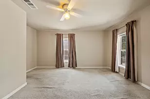 422 N Wood St, Denton, TX 76209 - Photo 15