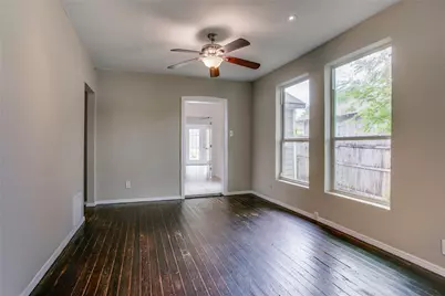818 E Woodin Boulevard, Dallas, TX 75216 - Photo 9