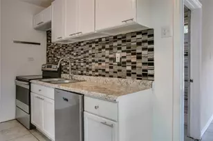 818 E Woodin Blvd, Dallas, TX 75216 - Photo 19