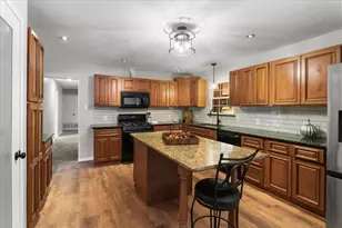 6000 Monterrey Dr, Fort Worth, TX 76112 - Photo 9