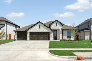 553 Red Maple Rd, Waxahachie, TX 75165 - Photo 1