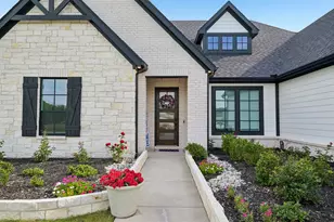 1065 Julian Dr, Van Alstyne, TX 75495 - Photo 3