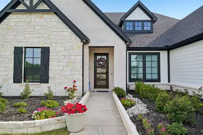 1065 Julian Drive, Van Alstyne, TX 75495 - Photo 3