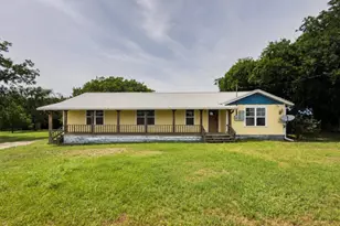 322 Hcr 2320, Abbott, TX 76621 - Photo 1