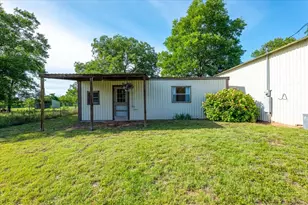 131 S Crescent St, Gorman, TX 76454 - Photo 21