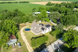 700 Harrel Ave, Bynum, TX 76631 - Photo 39