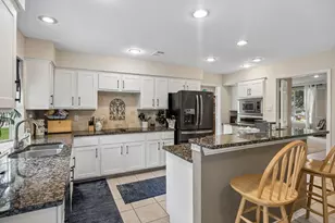 800 Fernwood Ct, Highland Village, TX 75077 - Photo 13