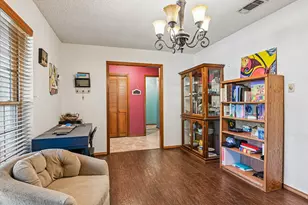 6404 Suncrest Ct, North Richland Hills, TX 76180 - Photo 7