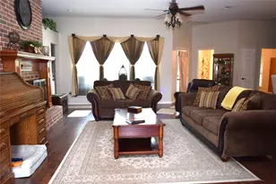 4201 Glistening Springs, Rowlett, TX 75088 - Photo 5