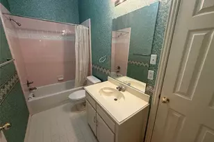 3607 Heatherbrook Dr, Arlington, TX 76001 - Photo 7