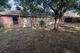 3607 Heatherbrook Dr, Arlington, TX 76001 - Photo 25