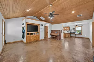 901 Marion Rd, Venus, TX 76084 - Photo 5