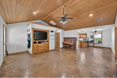 901 Marion Road, Venus, TX 76084 - Photo 5