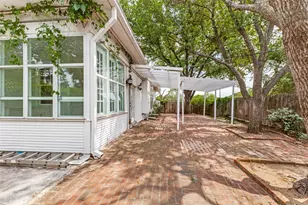 515 S Lamar St, Eastland, TX 76448 - Photo 27