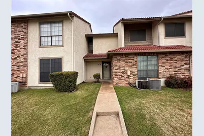 927 Turtle Cove #134, Irving, TX 75060 - Photo 1