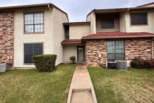 927 Turtle Cove, Irving, TX 75060 - Photo 1