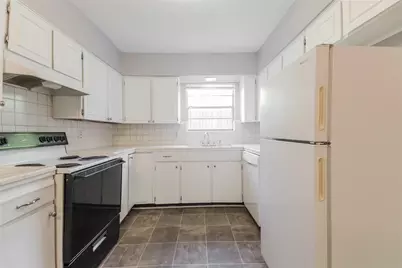 1400 N Austin Street, Denton, TX 76201 - Photo 9