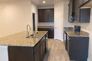 2202 Jones St, Greenville, TX 75401 - Photo 5