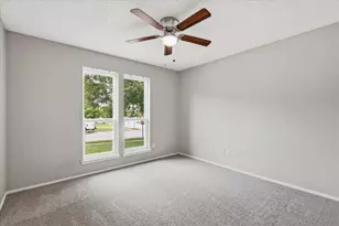 6028 Marigold Dr, Watauga, TX 76148 - Photo 9