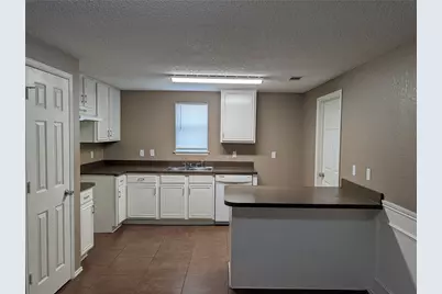 700 Flamingo Drive, Saginaw, TX 76131 - Photo 7