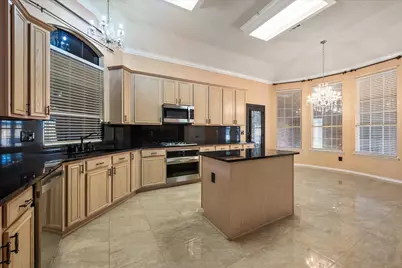 6906 Field Lark Drive, Arlington, TX 76002 - Photo 9