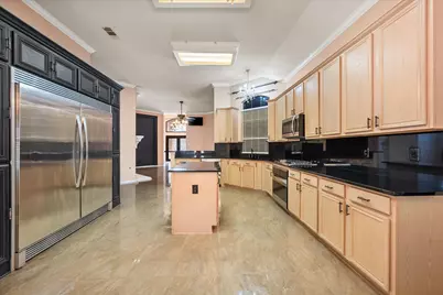 6906 Field Lark Drive, Arlington, TX 76002 - Photo 11