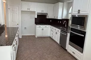 404 Belmont Ct, Lewisville, TX 75067 - Photo 11