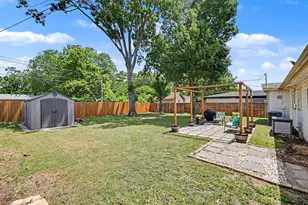 411 E Tucker Blvd, Arlington, TX 76010 - Photo 9