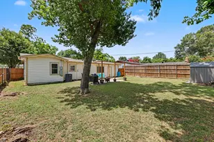 411 E Tucker Blvd, Arlington, TX 76010 - Photo 27