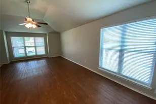 2316 Dalewood Ln, Bedford, TX 76022 - Photo 3