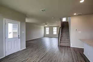 416 Jills Path, Seguin, TX 78155 - Photo 9