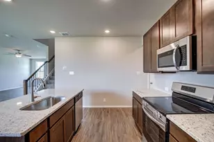416 Jills Path, Seguin, TX 78155 - Photo 13