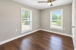 2506 Lolita Dr, Dallas, TX 75227 - Photo 19
