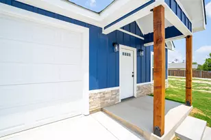 710 N Post Oak St, Dublin, TX 76446 - Photo 1