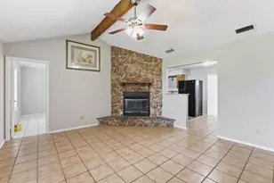704 Land of Goshen Dr, Springtown, TX 76082 - Photo 13