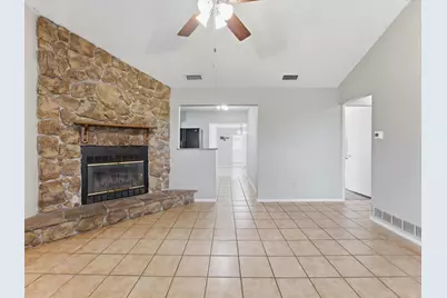 704 Land Of Goshen Drive, Springtown, TX 76082 - Photo 15
