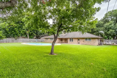 8520 Marys Creek Drive, Benbrook, TX 76116 - Photo 37