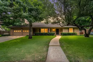 8520 Marys Creek Dr, Benbrook, TX 76116 - Photo 39