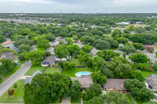 8520 Marys Creek Dr, Benbrook, TX 76116 - Photo 3