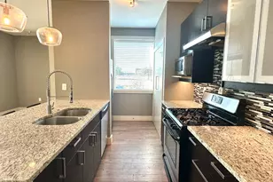 1320 May St, Fort Worth, TX 76104 - Photo 5