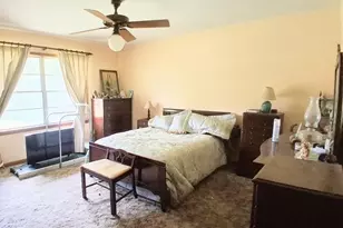 913 Lazy Ln, Bryan, TX 77802 - Photo 7
