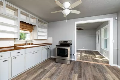 424 Wilshire Avenue, Azle, TX 76020 - Photo 9