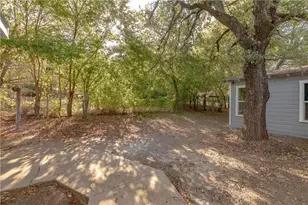 424 Wilshire Ave, Azle, TX 76020 - Photo 27