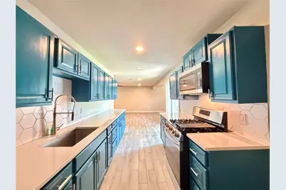 519 Price Drive, Lewisville, TX 75067 - Photo 5