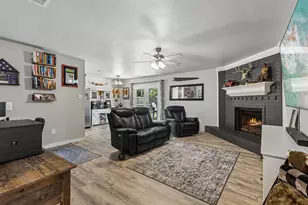 401 Hovenkamp St, Keller, TX 76248 - Photo 5