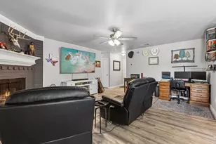 401 Hovenkamp St, Keller, TX 76248 - Photo 7