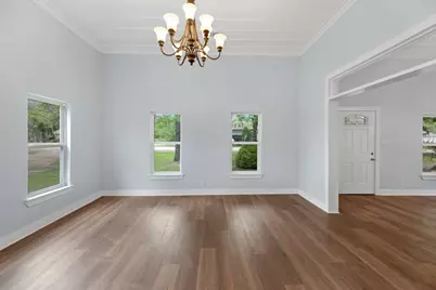 607 W 3rd Street, Eddy, TX 76524 - Photo 3